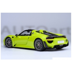 Porsche 918 Spyder Weissach Package 201 1:18 77921
