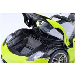 Porsche 918 Spyder Weissach Package 201 1:18 77921
