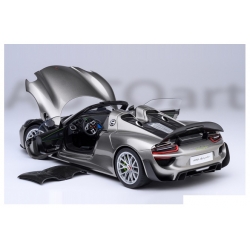 Porsche 918 Spyder Weissach Package 201 1:18 77922