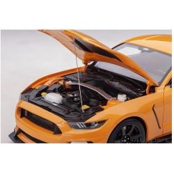 Ford Shelby GT-350R 2017 orange 1:18 72929