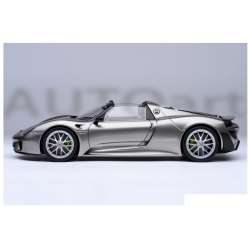 Porsche 918 Spyder Weissach Package 201 1:18 77922