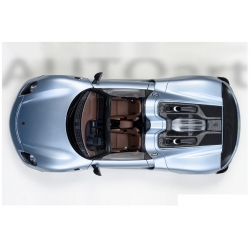 Porsche 918 Spyder Weissach Package 201 1:18 77923