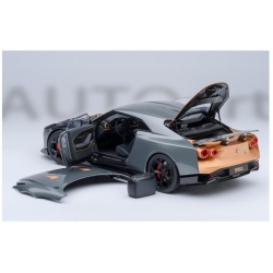 Nissan GT-R50 by Italdesign 2020 Silver 1:18 77510