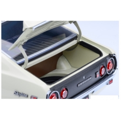 Nissan Skyline 2000 GT-R KPGC110 Tuned  1:18 77467