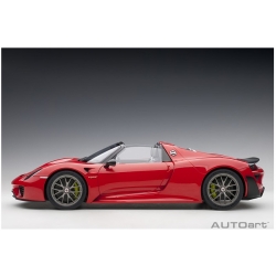 Porsche 918 Spyder Weissach Package Gua 1:12 12122