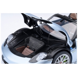 Porsche 918 Spyder Weissach Package 201 1:18 77923