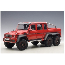 Mercedes Benz G63 AMG 6x6 2013 Red 1:18 76304
