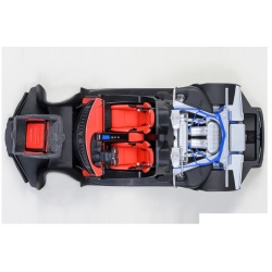 Porsche 918 Spyder Weissach Package 201 1:18 77920