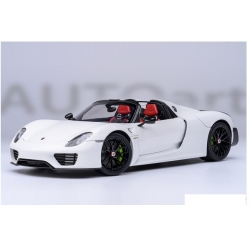 Porsche 918 Spyder Weissach Package 201 1:18 77920
