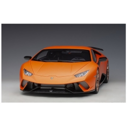 Lamborghini Huracan Performante 2017 an 1:12 12076