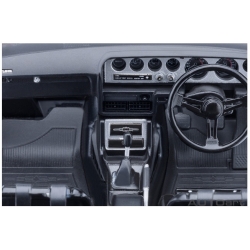 Nissan Skyline 2000 GT-R KPGC110 Tuned  1:18 77468