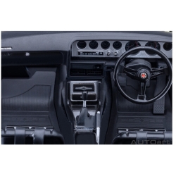 Nissan Skyline 2000 GT-R KPGC110 Tuned  1:18 77467