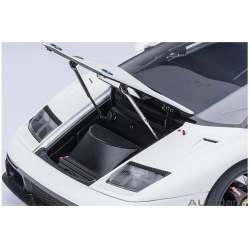 Lamborghini Diablo GTR 1999 White (Impa 1:18 79136
