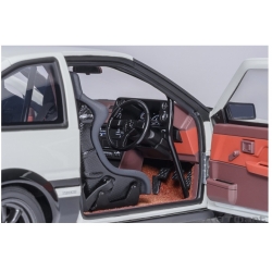 Toyota Sprinter Trueno AE86 Project D F 1:18 78787