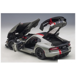 Dodge Viper GTS-R Commemorative Edition 1:18 71733