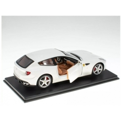 Ferrari FF White 2011 1:24 COL012