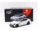 Alfa Romeo Giulia GTAM White 2020 1:64 DIE6426