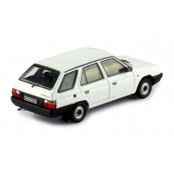 Skoda Forman 1990 White 1:43 CLC575N