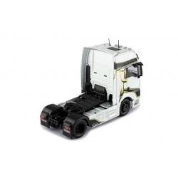 MAN TGX XXL D38 2020 White 1:43 TR197
