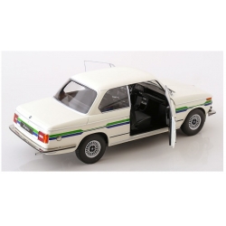 BMW 2002 Alpina Series 2 1974 White 1:12 120104
