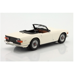Triumph TR6 Roadster LHD 1969 White 1:18 155132035