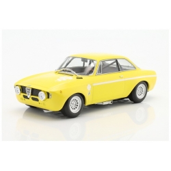 Alfa Romeo GTA 1300 Junior 1971 Yel 1:18 155120024