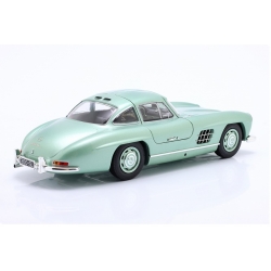 Mercedes Benz 300 SL Gullwing W198  1:18 110037221