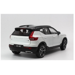 Volvo XC40 T5 2018 Crystal White 1:18 31110366