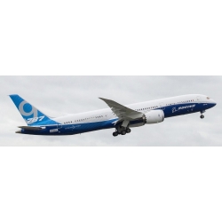 ZVEZDA Boening 7879 Dreamliner 1:144 7021