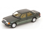 Mercedes Benz 230E W124 1990 Night Gre 1:18 183952