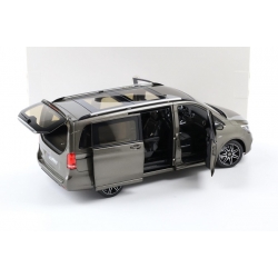 Mercedes Benz V-Class W447 AMG-Line 20 1:18 183873