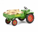 Fendt Geratetrager GT with fire woo 1:43 450258600
