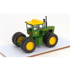 John Deere 7520  1:32 450916500