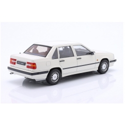 Volvo 850 1993 White  1:18 1800524