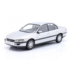 Opel Omega B 1996 Silver Metallic 1:18 1800430