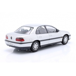 Opel Omega B 1996 Silver Metallic 1:18 1800430