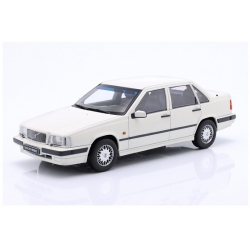 Volvo 850 1993 White  1:18 1800524