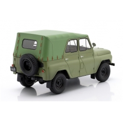 UAZ 469 1975 Olive Green 1:24 WB124263
