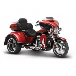 Harley Davidson 2021 CVO Tri-Glide  1:12  10132337